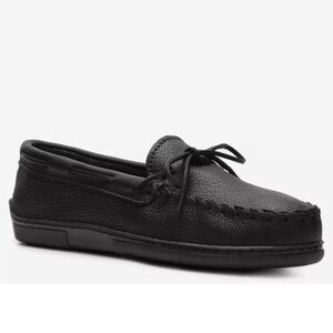 Minnetonka sz 10 Black moose hide Leather Slip-On Loafers